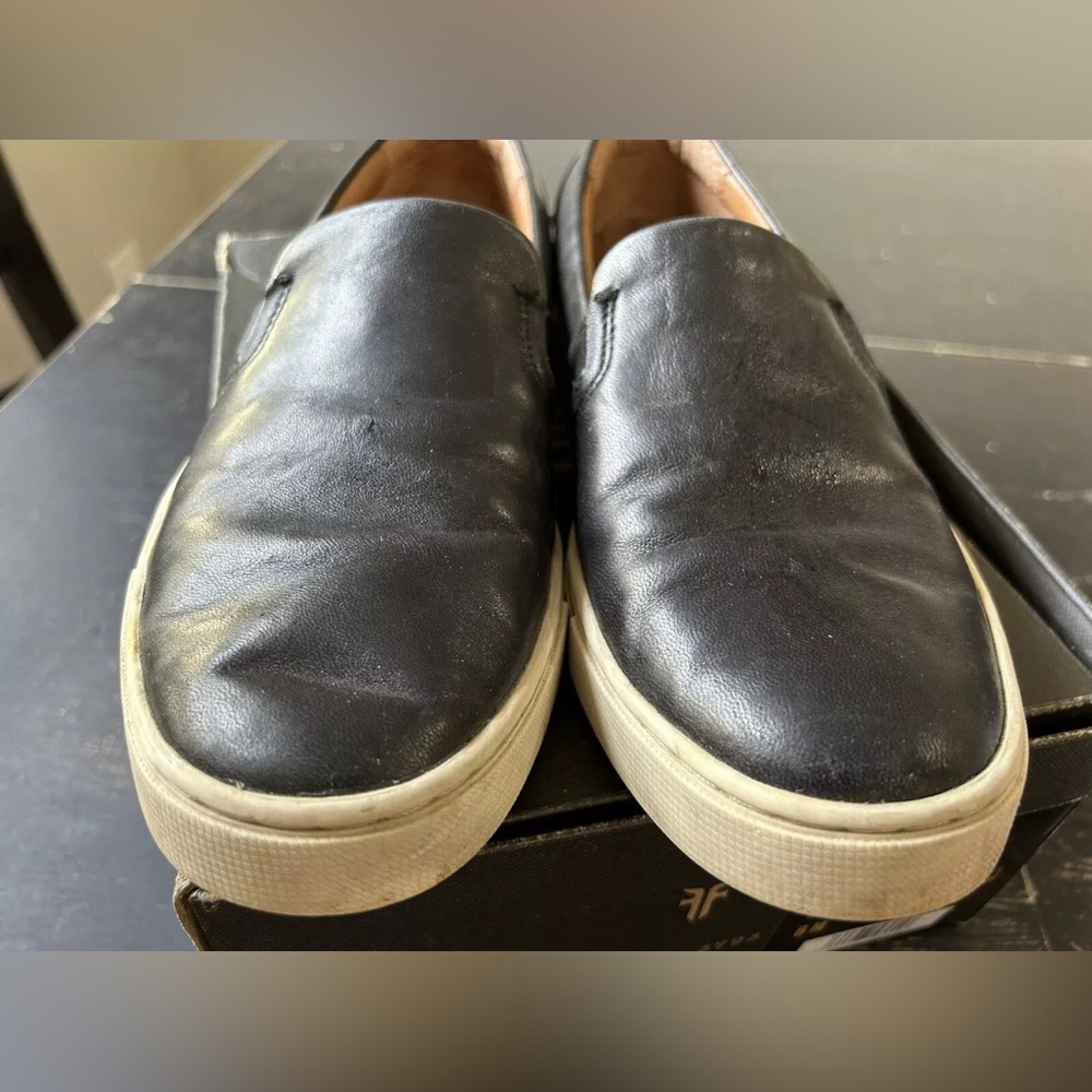 Frye Ivy Black Leather Sneaker, size 8 - Picture 3 of 6